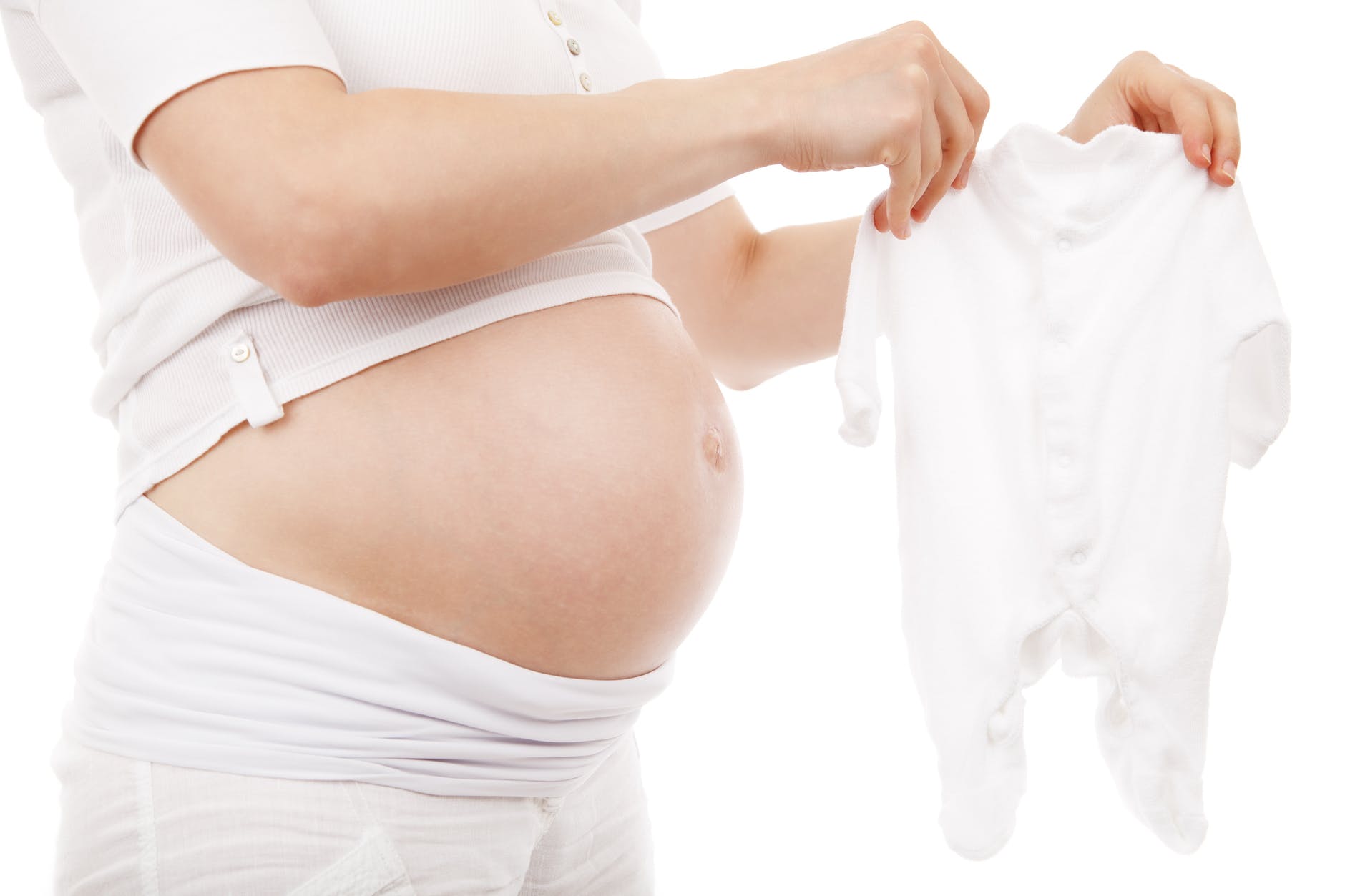 Πότε τα κιλά της εγκυμοσύνης είναι «επικίνδυνα» για το μωρό;