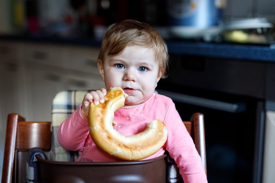 Τι πρέπει να τρώει ένα μωρό μέχρι 12 μηνών;