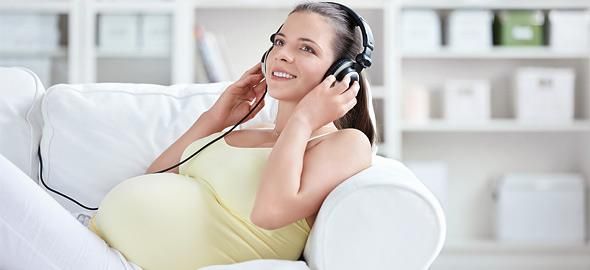Γιατί έχει σημασία η μουσική στην εγκυμοσύνη;