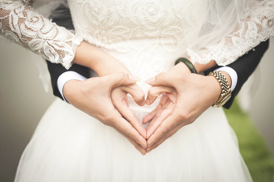 Οι ιδανικές ημερομηνίες για να παντρευτείς το 2018