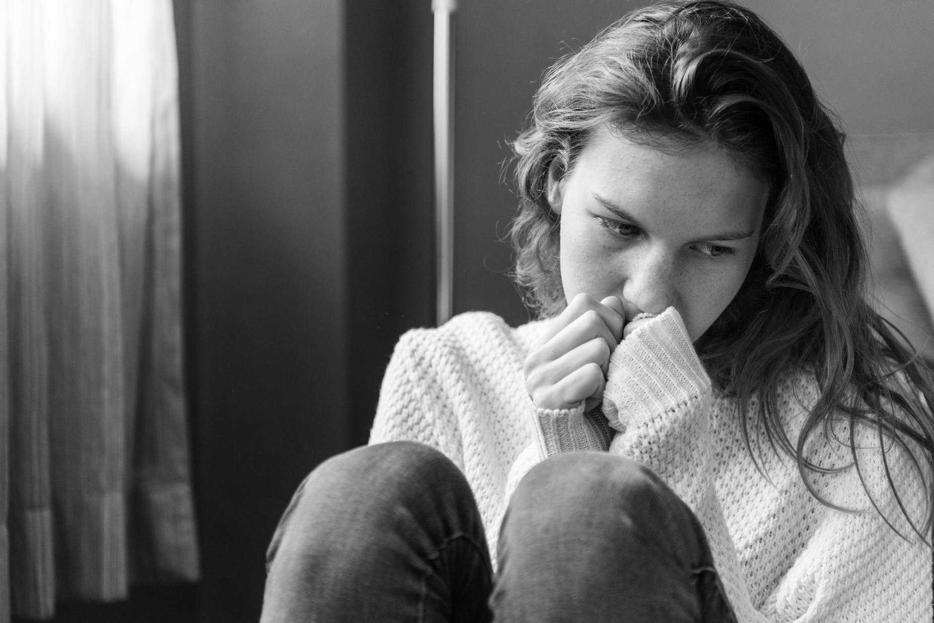 Γιατί παθαίνουν κατάθλιψη οι διπλάσιες γυναίκες σε σχέση με τους άνδρες;