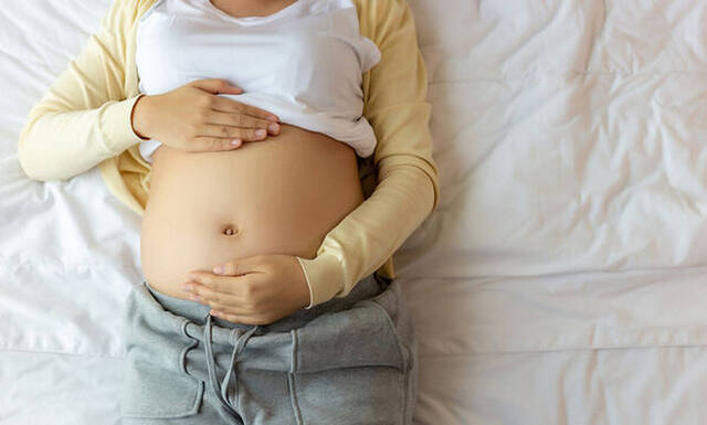 Τι πρέπει να γνωρίζετε για την παρατεταμένη εγκυμοσύνη