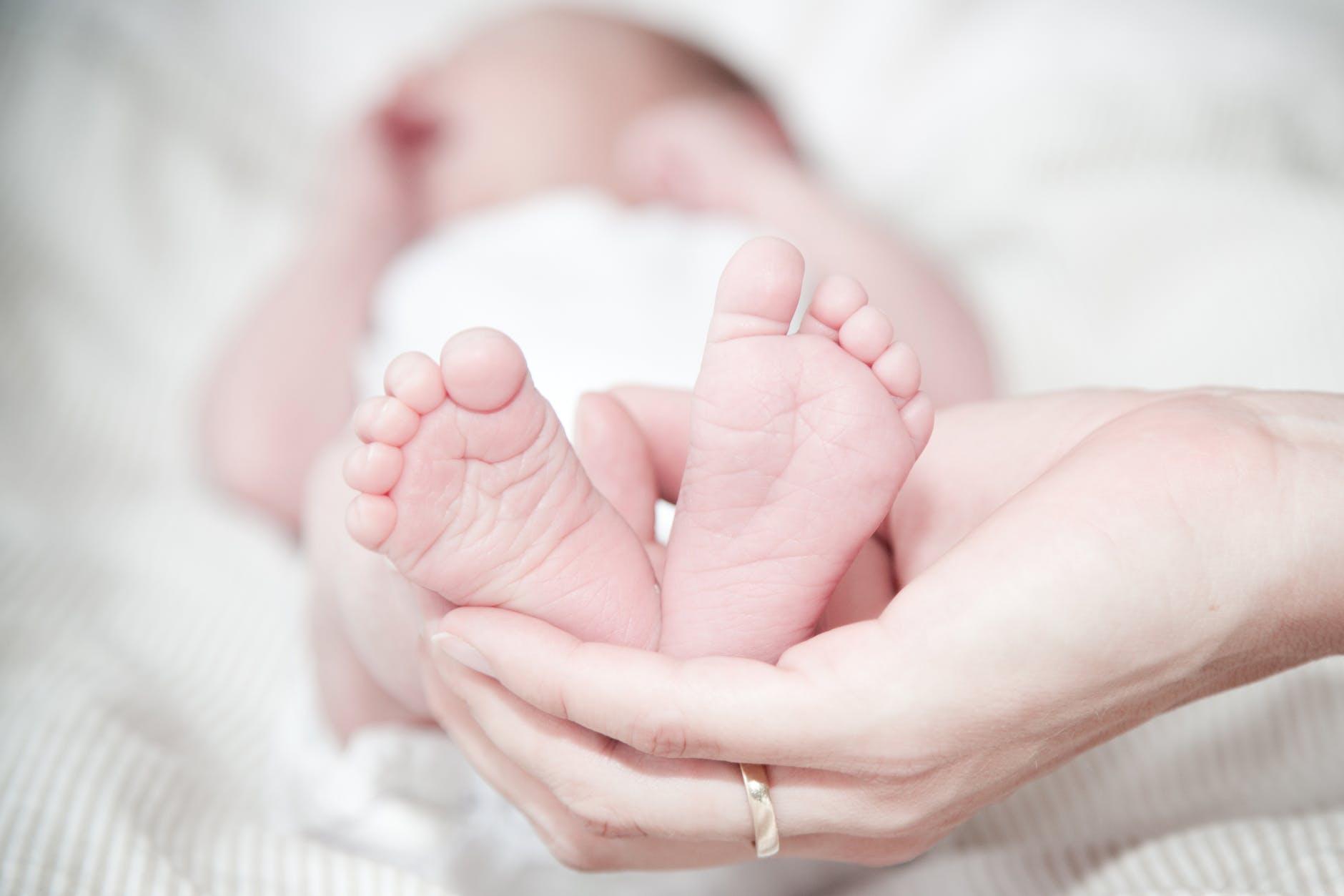 5 πράγματα που πρέπει να μάθετε πριν φύγετε από το μαιευτήριο με το μωρό!