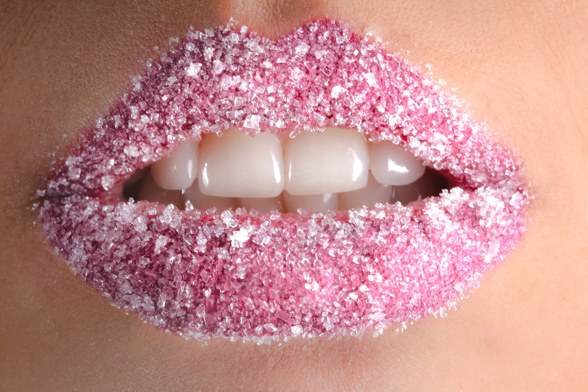 2 super tips για το lip gloss σας