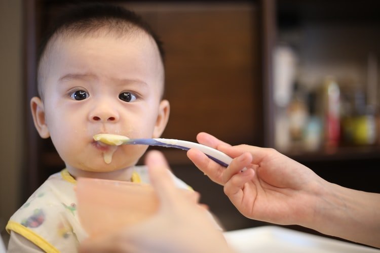 Υγιεινές διατροφικές συνήθειες για μωρά