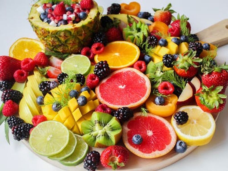 Μπορείς να τρως όσα φρούτα θες και να χάνεις βάρος;