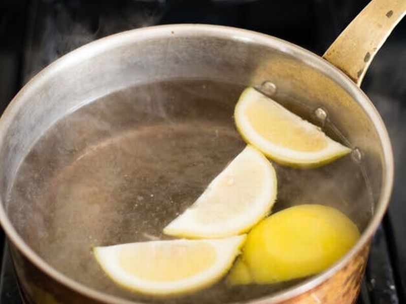 5+1 τρόποι για να διώξετε τη μυρωδιά του τηγανιτού από το σπίτι