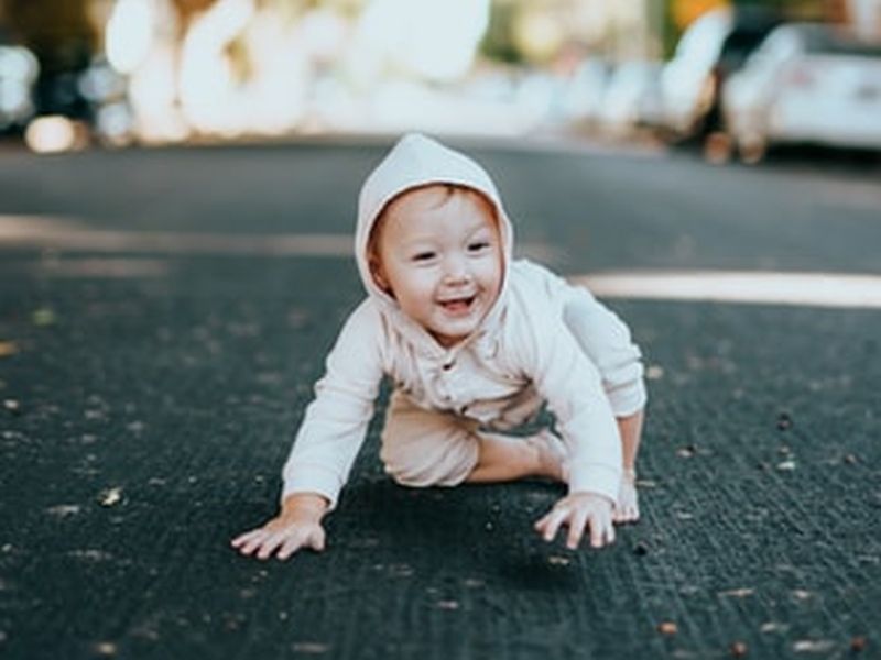 4 συμβουλές για να βοηθήσεις το μωρό να περπατήσει