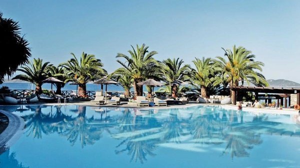 Έτσι θα είναι οι διακοπές στα ξενοδοχεία στην Κύπρο - Οι αυστηρές οδηγίες του Υπ. Υγείας