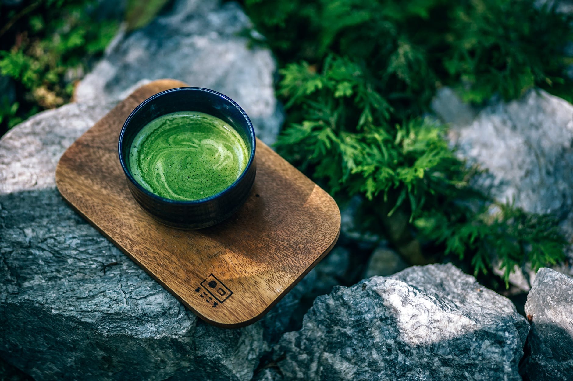 DIY πράσινο τσάι για το δέρμα