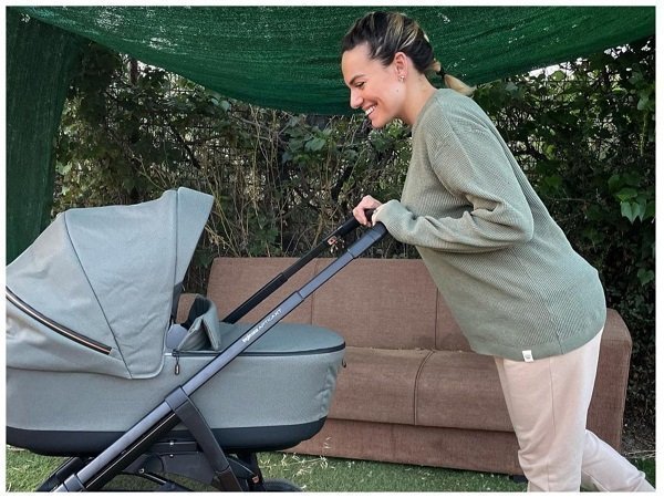 Ιωάννα Μαλέσκου: Η νέα φωτογραφία με την ενός μήνα κόρη της – «Όλα ξαφνικά απέκτησαν νόημα»