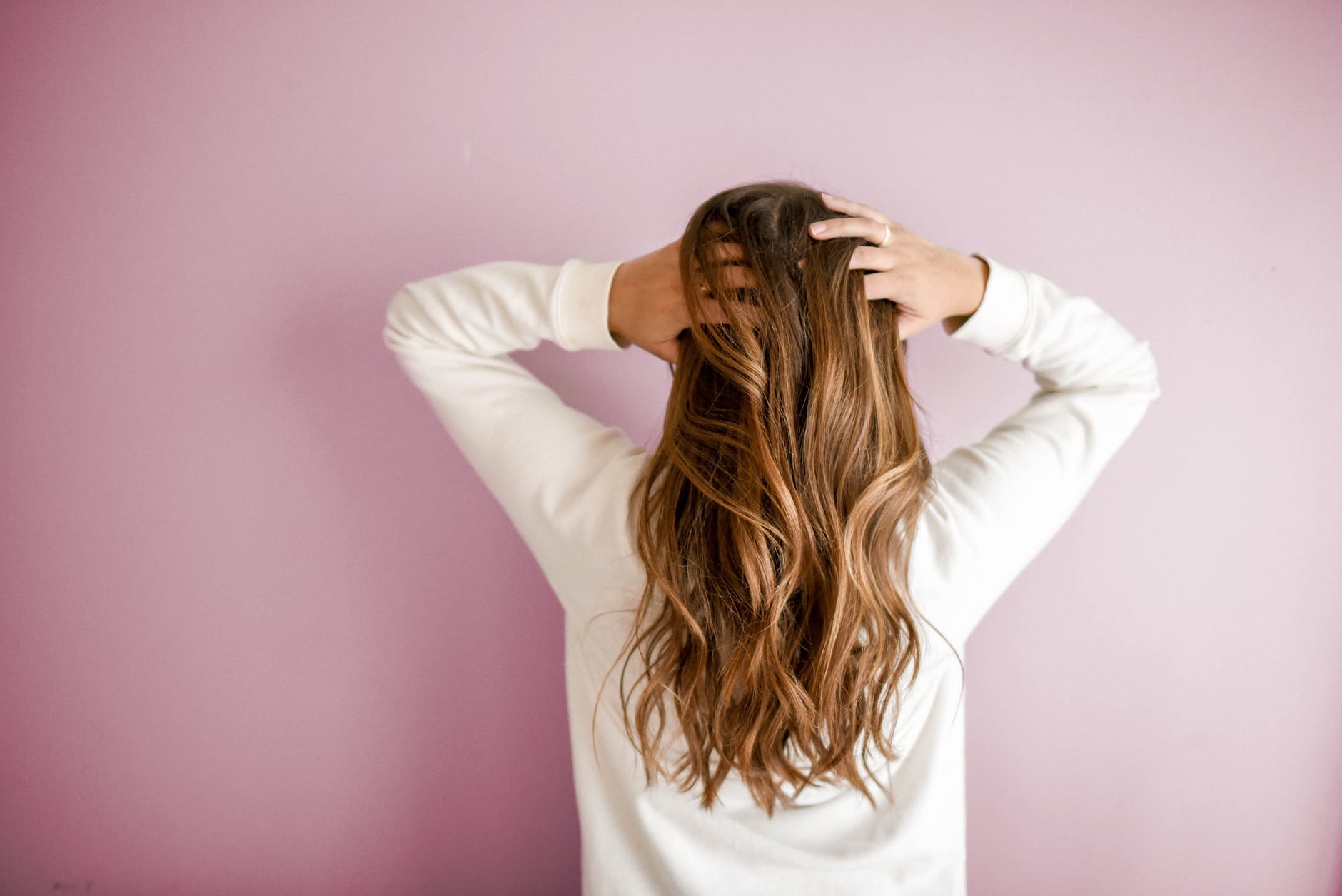 Ασυνήθιστη απώλεια μαλλιών; Αυτά τα διατροφικά μυστικά σας ενδιαφέρουν!