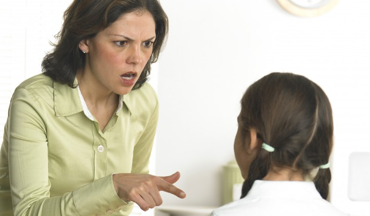 5 απειλές που δεν πρέπει να λέτε ποτέ σε ένα παιδί και γιατί