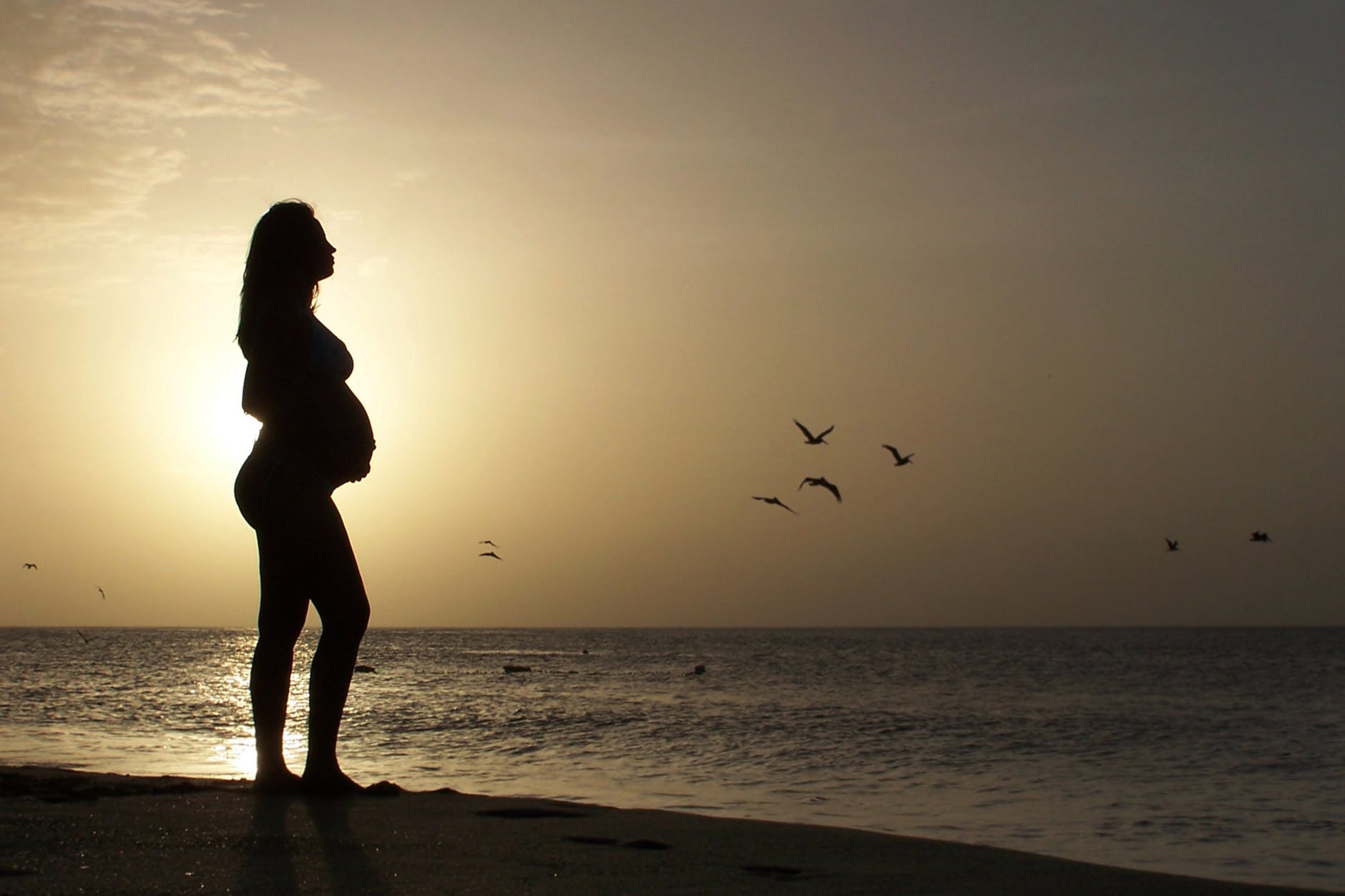 Τι πρέπει να προσέξει μία έγκυος στη θάλασσα